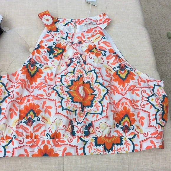 Boden Orange and Cream Floral Crop Top - Picture 11 of 14
